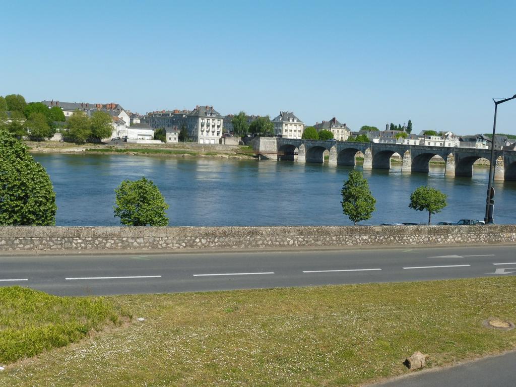 Sohotel Saumur Ngoại thất bức ảnh